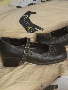 Two Lips Black Mary Jane Chunky Heeled 90's Shoes Size 6.5